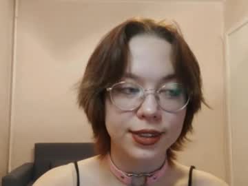 Shy_Kiss_Twinkle_Bloop Chaturbate stream image from July 06, 2025