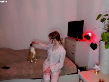 Naughgtykira Chaturbate stream image from July 06, 2025
