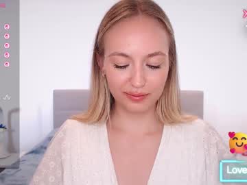 Vickyblondi Chaturbate stream image from July 06, 2025
