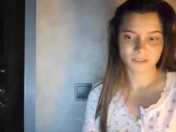 Mia_Mox Chaturbate stream image from July 06, 2025