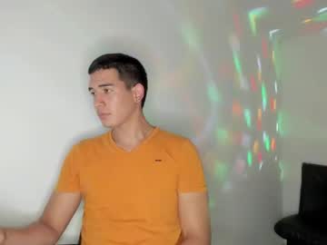 Mike3xxx Chaturbate stream image from July 07, 2025