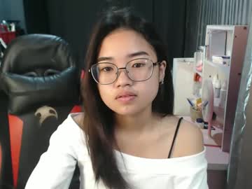 Urlovelychinita Chaturbate stream image from July 07, 2025