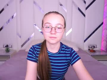 Arrinawair Chaturbate stream image from July 07, 2025