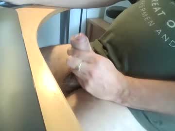 Hovesub Chaturbate stream image from July 07, 2025