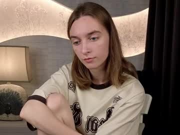 Taytedumford Chaturbate stream image from July 07, 2025