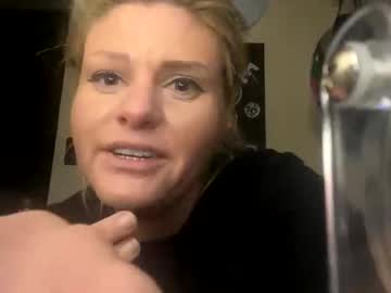 Bbuhnny Chaturbate stream image from July 07, 2025