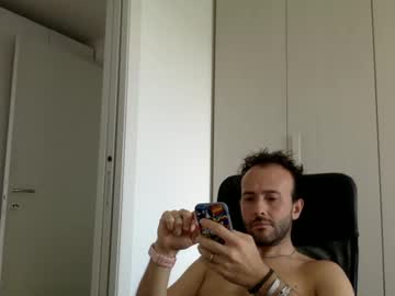 Hhombre Chaturbate stream image from July 07, 2025