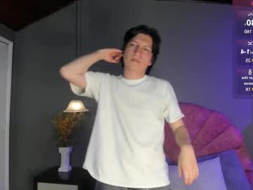 Golden_Boyy_ Chaturbate stream image from July 07, 2025
