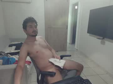 Luis_Flr Chaturbate stream image from July 07, 2025