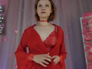 Mollywettmond Chaturbate stream image from July 07, 2025