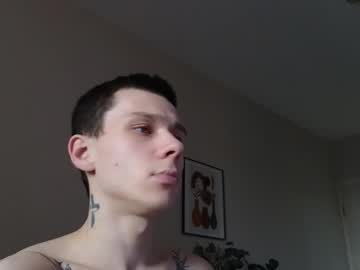 Stupidmove Chaturbate stream image from July 07, 2025