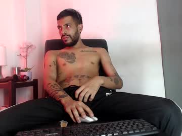 Almostattoo Chaturbate stream image from July 07, 2025