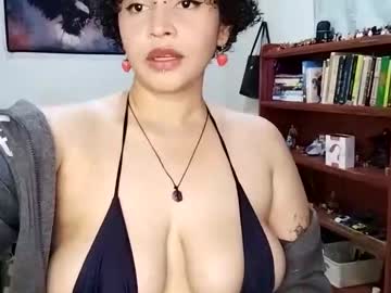 Julietaroji97 Chaturbate stream image from July 07, 2025