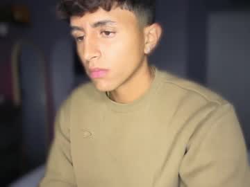 Al4jandr0 Chaturbate stream image from July 07, 2025