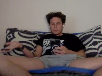 Collegeroommates03 Chaturbate stream image from July 07, 2025