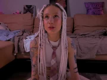 Skyewavy Chaturbate stream image from July 07, 2025