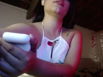 Crystalvans Chaturbate stream image from July 08, 2025