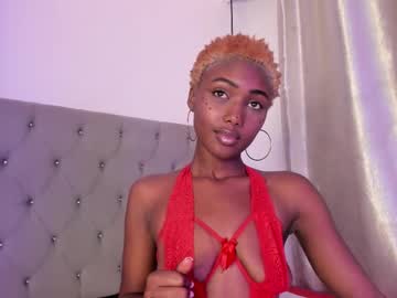 Amira_Davis Chaturbate stream image from July 08, 2025