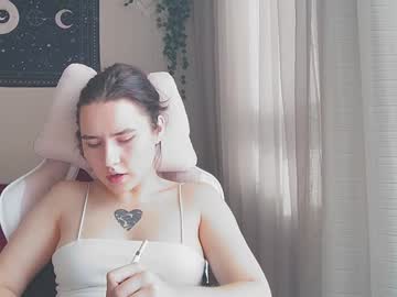 Aurora_Worker Chaturbate stream image from July 08, 2025