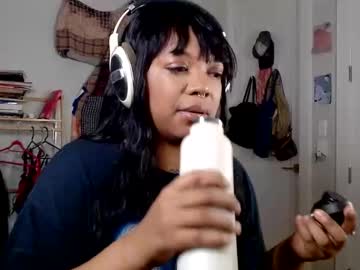 Solifaye Chaturbate stream image from July 08, 2025