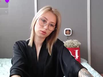 Margaret_8 Chaturbate stream image from July 08, 2025