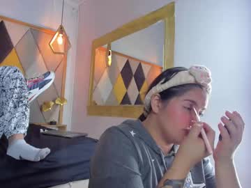 Coupleehorny Chaturbate stream image from July 08, 2025
