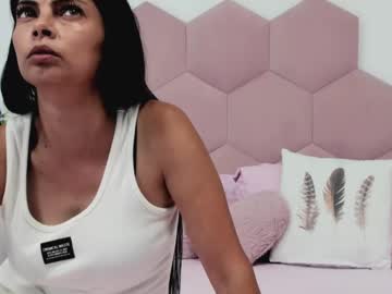 Ladyliia Chaturbate stream image from July 08, 2025