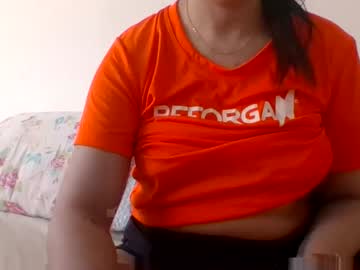 Rafaelly27 Chaturbate stream image from July 08, 2025