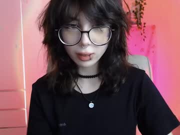 Meitenshi Chaturbate stream image from July 08, 2025