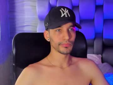 Noah_Brigth Chaturbate stream image from July 08, 2025