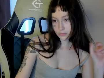 Minadzukii Chaturbate stream image from July 08, 2025
