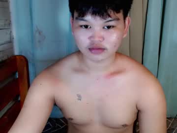 Rnl_Cum Chaturbate stream image from July 08, 2025