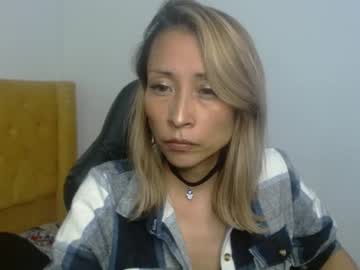 Alexiajames_ Chaturbate stream image from July 08, 2025
