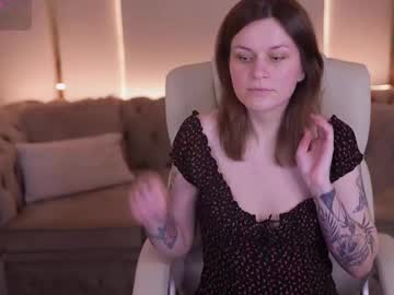 Tinamelt Chaturbate stream image from July 08, 2025