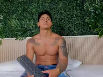 Ianwhite1 Chaturbate stream image from July 08, 2025