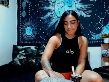 Kylie_Capricorn Chaturbate stream image from July 08, 2025
