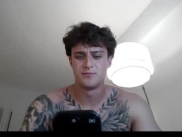 Henrydesanti Chaturbate stream image from July 08, 2025