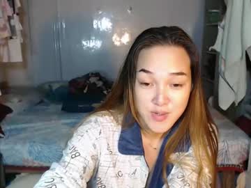 Naughtyhotesmeralda Chaturbate stream image from July 09, 2025
