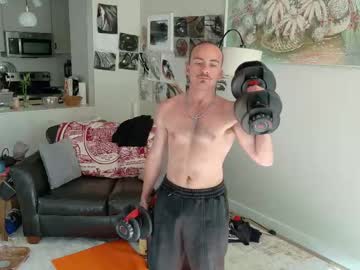 Beautifulbroken Chaturbate stream image from July 09, 2025