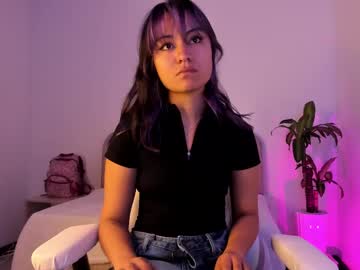 Nahia_Low Chaturbate stream image from July 09, 2025