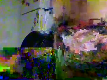 Lilcbaby32 Chaturbate stream image from July 09, 2025