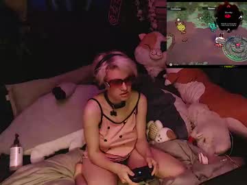 Kandipup Chaturbate stream image from July 09, 2025
