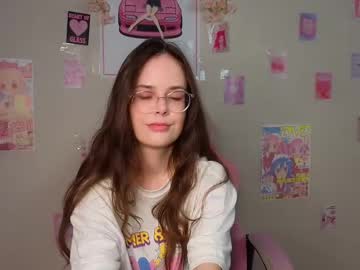 Lynngoldston Chaturbate stream image from July 09, 2025