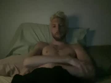 Lesgstring Chaturbate stream image from July 09, 2025