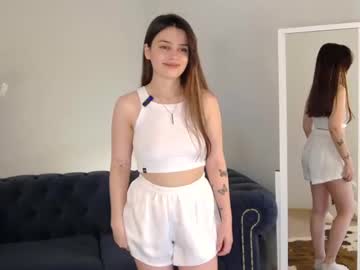 Chocolatem1lk Chaturbate stream image from July 09, 2025