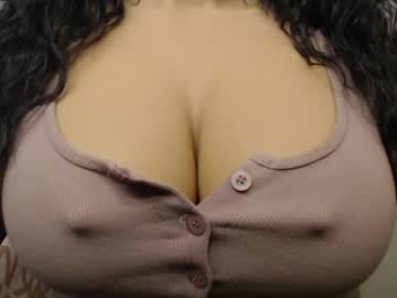 Hornypinay_Joan Chaturbate stream image from July 09, 2025