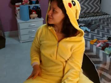 Soniaplayass Chaturbate stream image from July 09, 2025