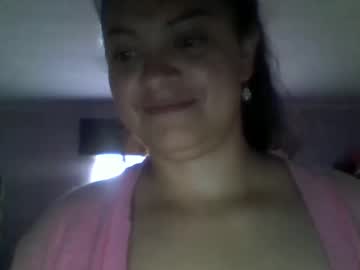 Lucianebabe Chaturbate stream image from July 09, 2025