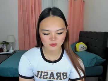 Yourasian_Eloura Chaturbate stream image from July 09, 2025
