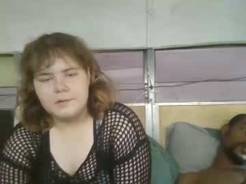 Cookeeznkreem Chaturbate stream image from July 09, 2025